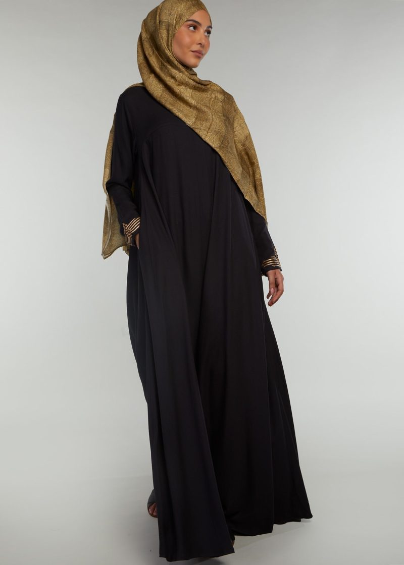 Celi Abaya Black 2 9b1a1cce 78c2 4902 9e4e e3a54e9a9f44