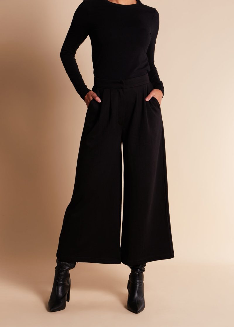 Cropped Trousers Black 5