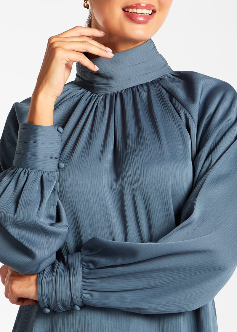 Crystal Blue Pleat Abaya 3