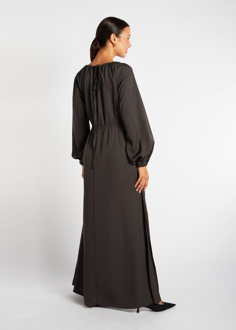 Pleated Abaya Charcoal 3