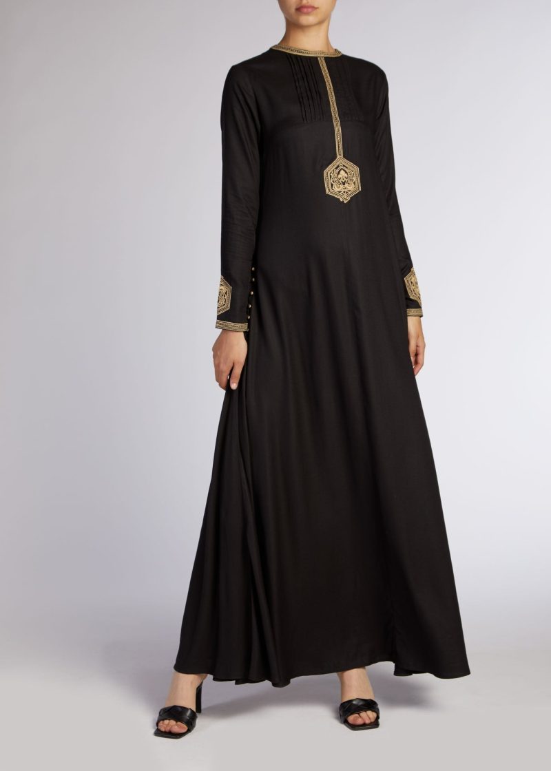 Tayaat Abaya 3 7baf6a67 4d7e 4861 90fd 1377384f9cec