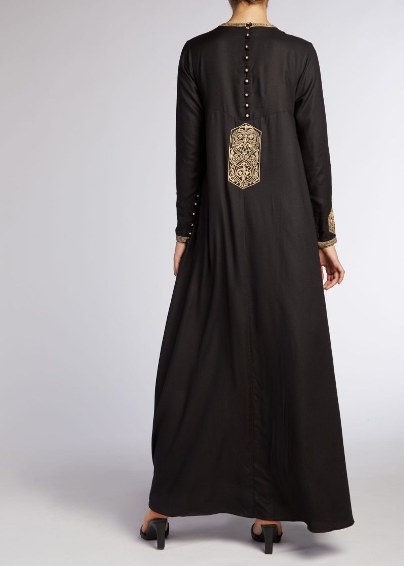 Tayaat Abaya 4 7803c9e4 2c7a 4a67 af57 11056115fe71