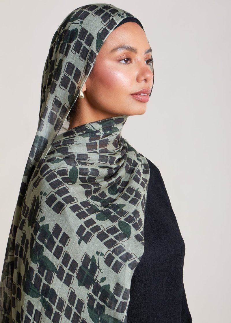 Urban Camo Hijab 2