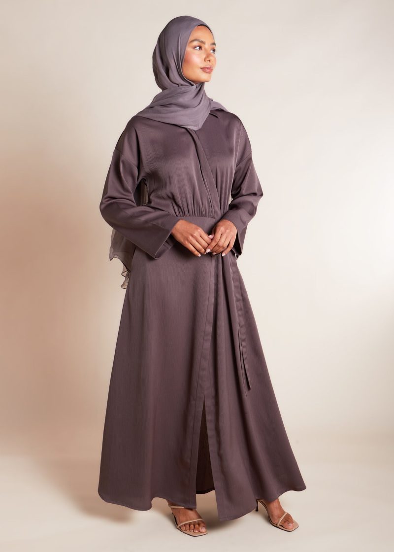 Wrap Abaya Taupe 1. 909258f5 117c 481a 9dc0 daaf7fd7d818