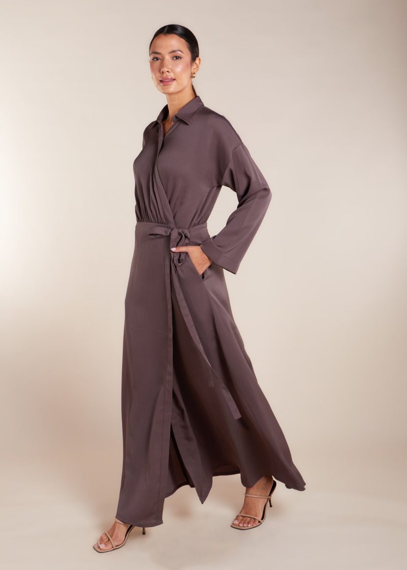 Wrap Abaya Taupe 4. 515a97cb b0ec 4d2f 8bc6 b08a7742c67e