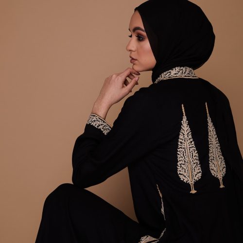 cypress tree abaya lookbook 3 8b62c69c a85d 4ffd a6a1 f42cde779f5e