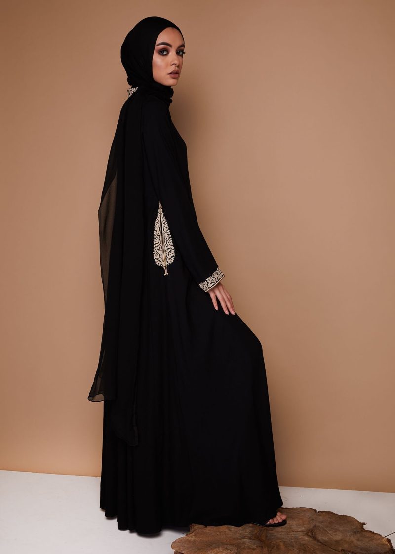 cypress tree abaya lookbook 4 8a4dcde3 f84a 48c4 90ce e487717c7305